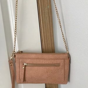 Crossbody purse